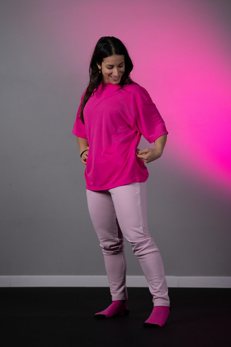 Carica immagine in Galleria Viewer, T-Shirt Nova Oversized Glow Pink - Unisex